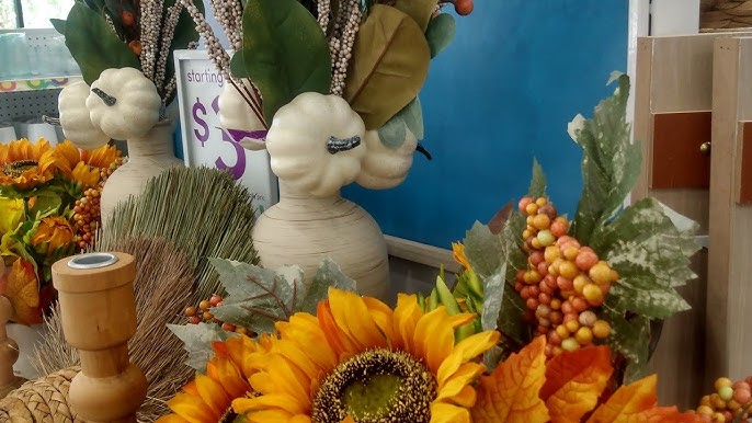 Sho me churches that decorate for fall